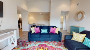 AH-F221 Remodeled Second Floor Condo, Shared Pool & Hot Tub, Close To Marina